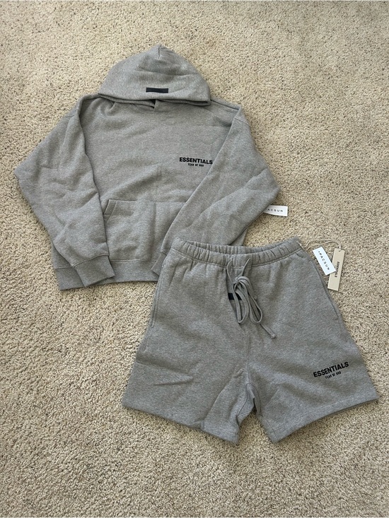 Fear of God Other - ESSENTIALS Gray Hoodie Dark oatmeal & Shorts Set